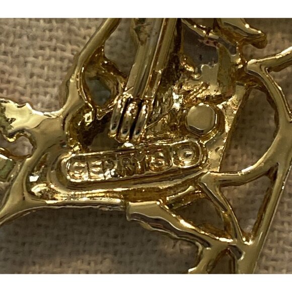 Vintage Brooch/pin Courting Couple Horse Sleigh Signed Gerrys Gold Tone - Picture 10 of 12